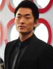 朱泳腾 饰演 肖雷