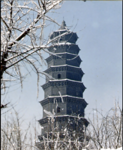 龙泉塔