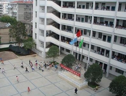 龙泉中学北校