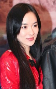 女主