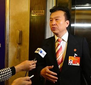 张泽群