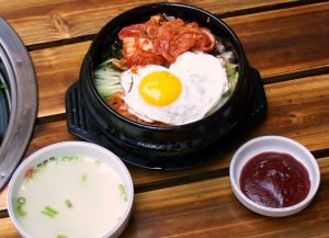 石锅拌饭