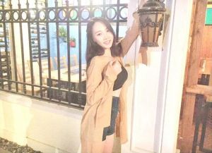 2016年7月，英格玛微博po出近照