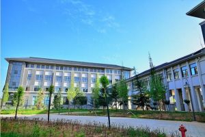 传媒学院