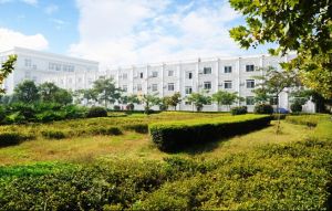 陕西服装工程学院行政办公楼