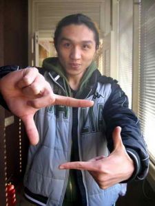 张子栋