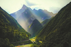 巴山大峡谷