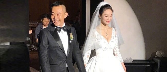 侯勇与妻子