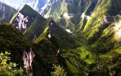 巴山大峡谷