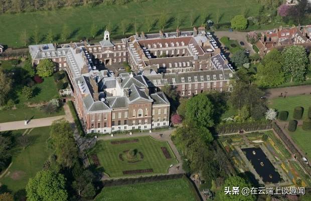 英国女王在2020年身价排名让人意外，英国王室的钱到底从何而来？
