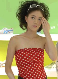 爱情经纪约