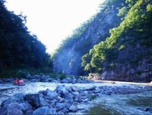 金山天然石佛风景区